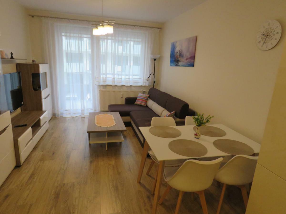 Apartamento Blizej Morza U Jacka Z Garazem Kołobrzeg Exterior foto