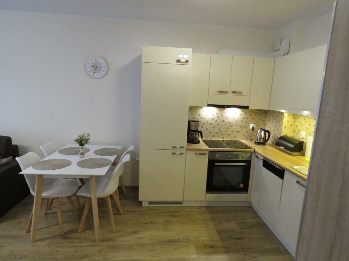 Apartamento Blizej Morza U Jacka Z Garazem Kołobrzeg Exterior foto