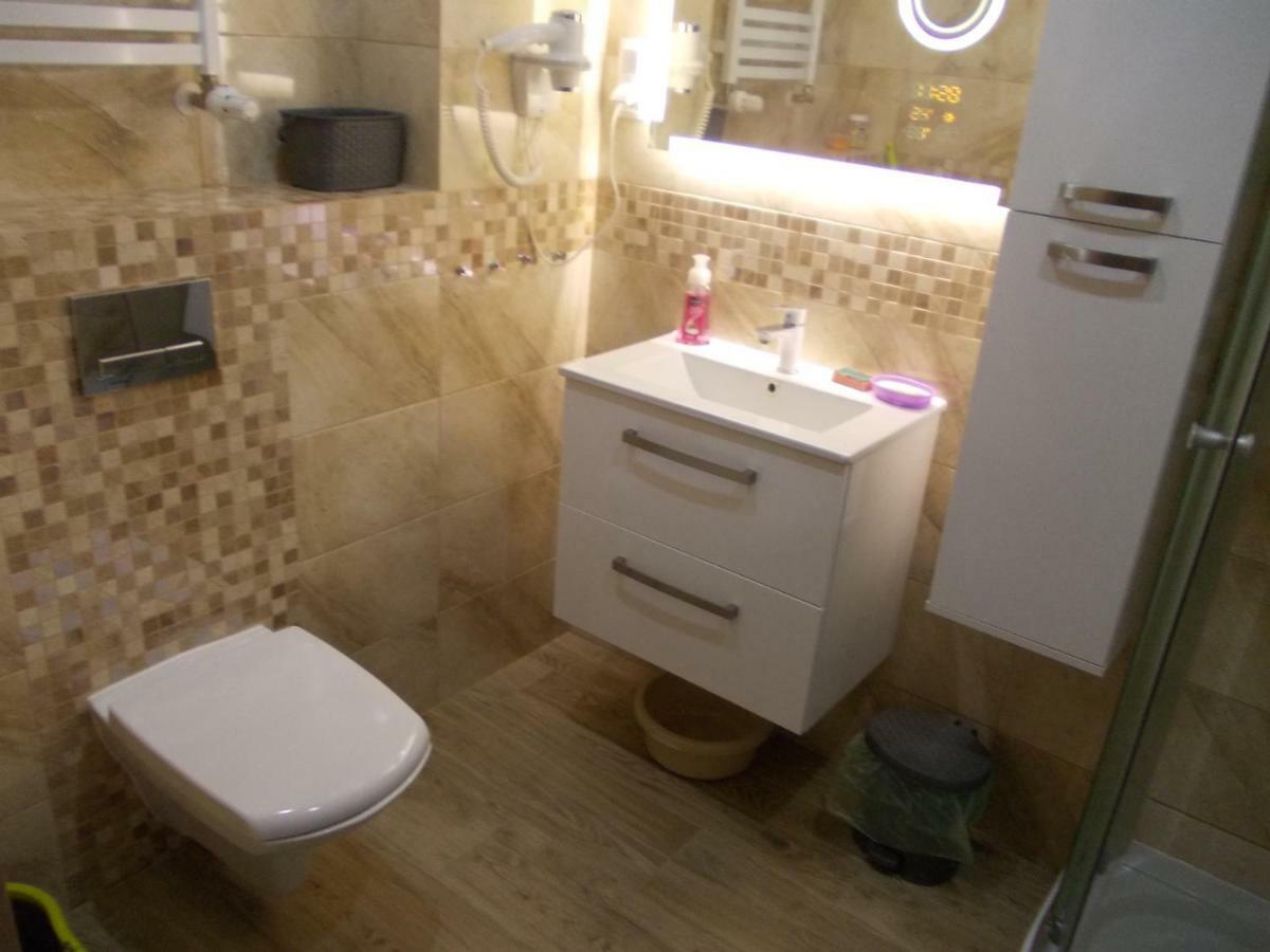 Apartamento Blizej Morza U Jacka Z Garazem Kołobrzeg Exterior foto