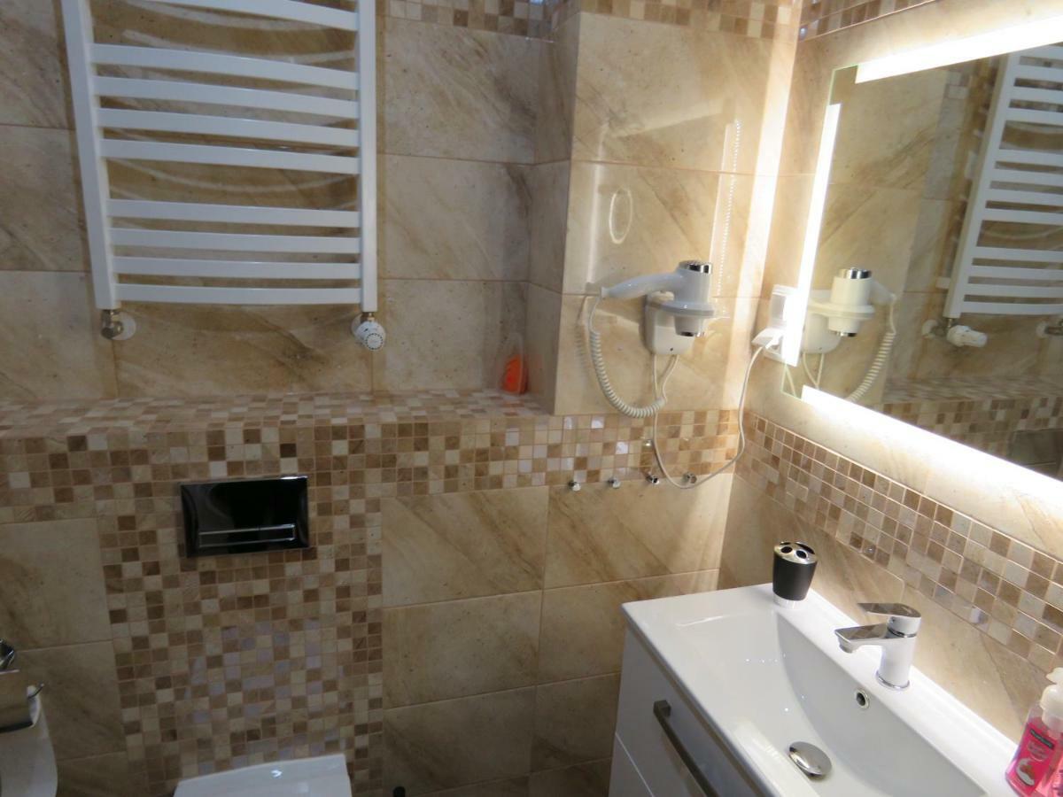 Apartamento Blizej Morza U Jacka Z Garazem Kołobrzeg Exterior foto